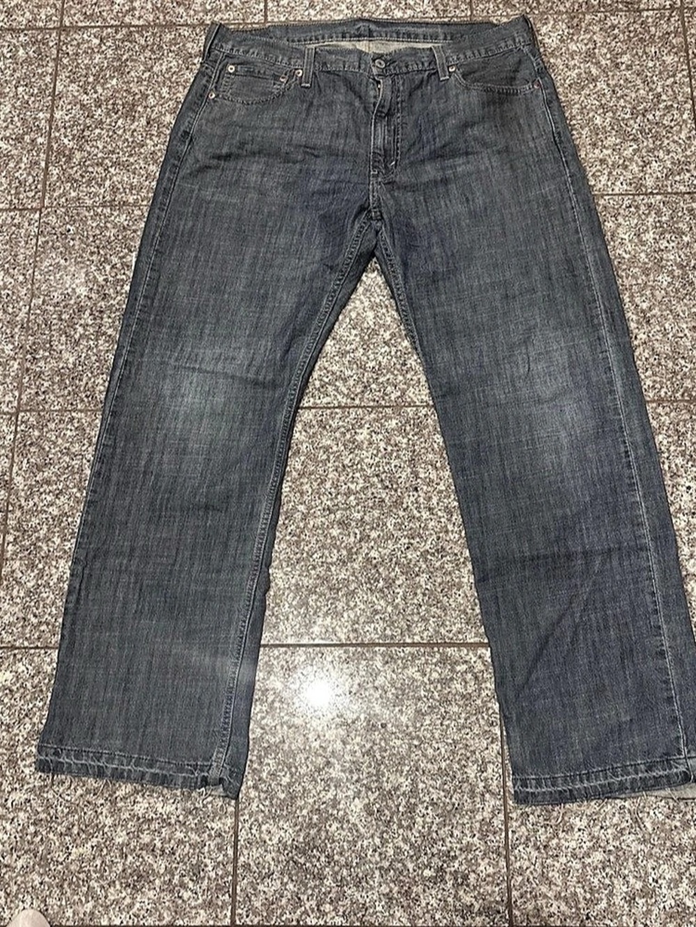 Levi's Men's Relaxed Jeans in Blue